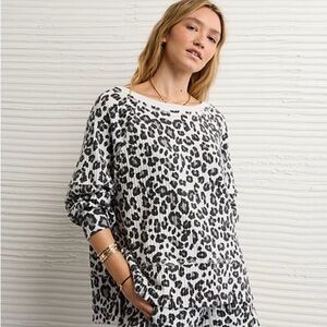 AE Leopard Print Waffle Knit Pullover - Black & White
